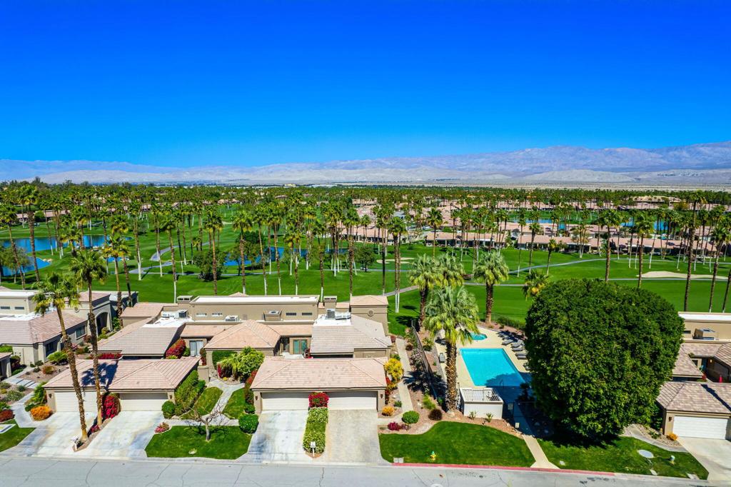 76152 Honeysuckle Drive