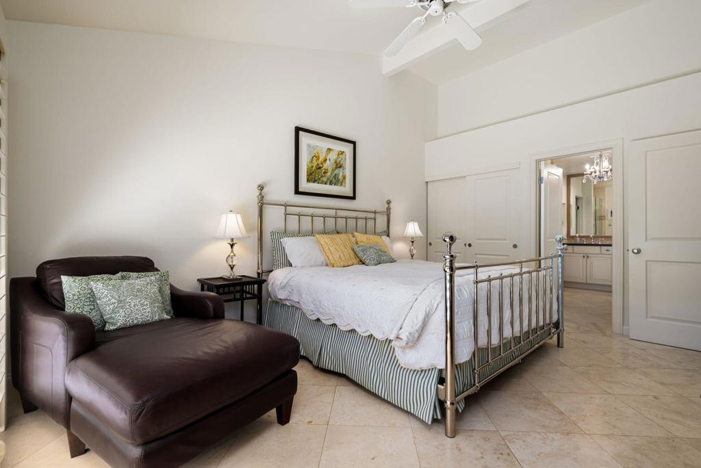 76152 Honeysuckle Drive