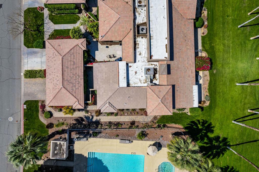 76152 Honeysuckle Drive