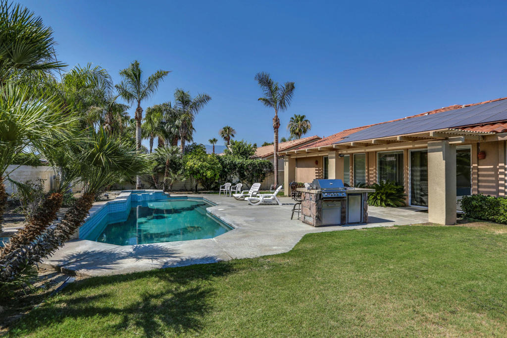 40750 Avenida Arcada