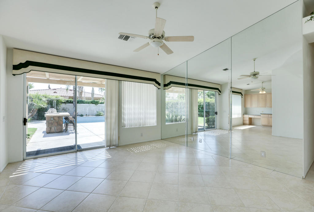 40750 Avenida Arcada