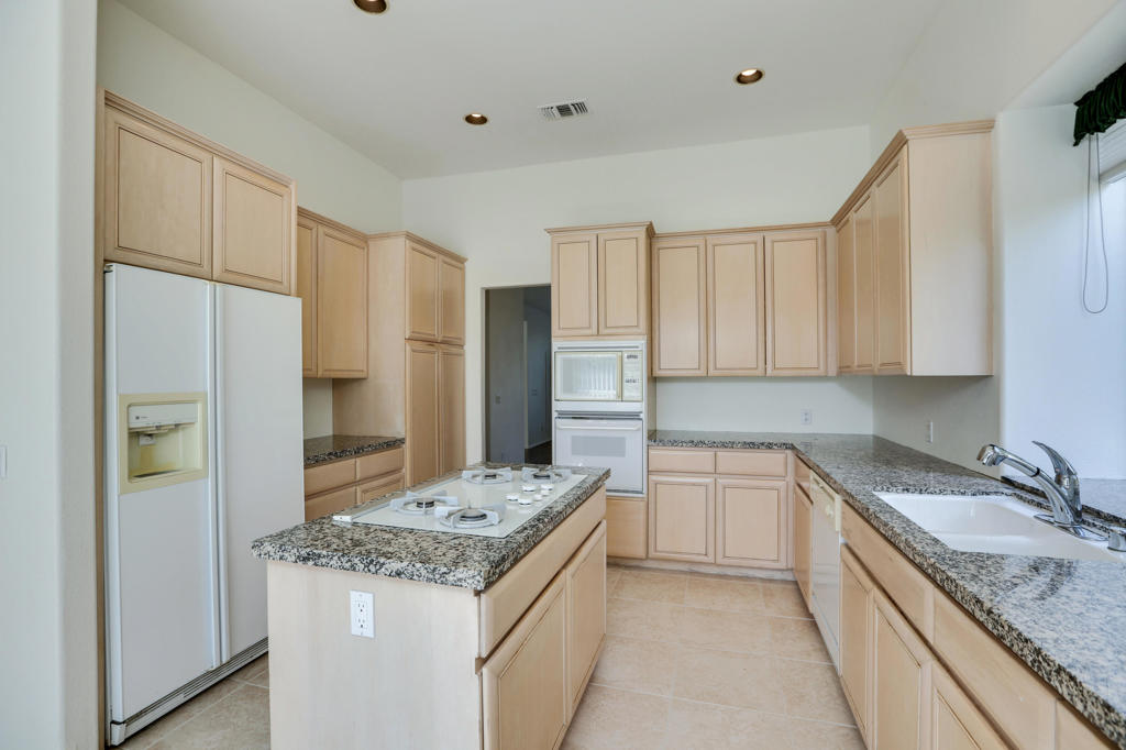 40750 Avenida Arcada