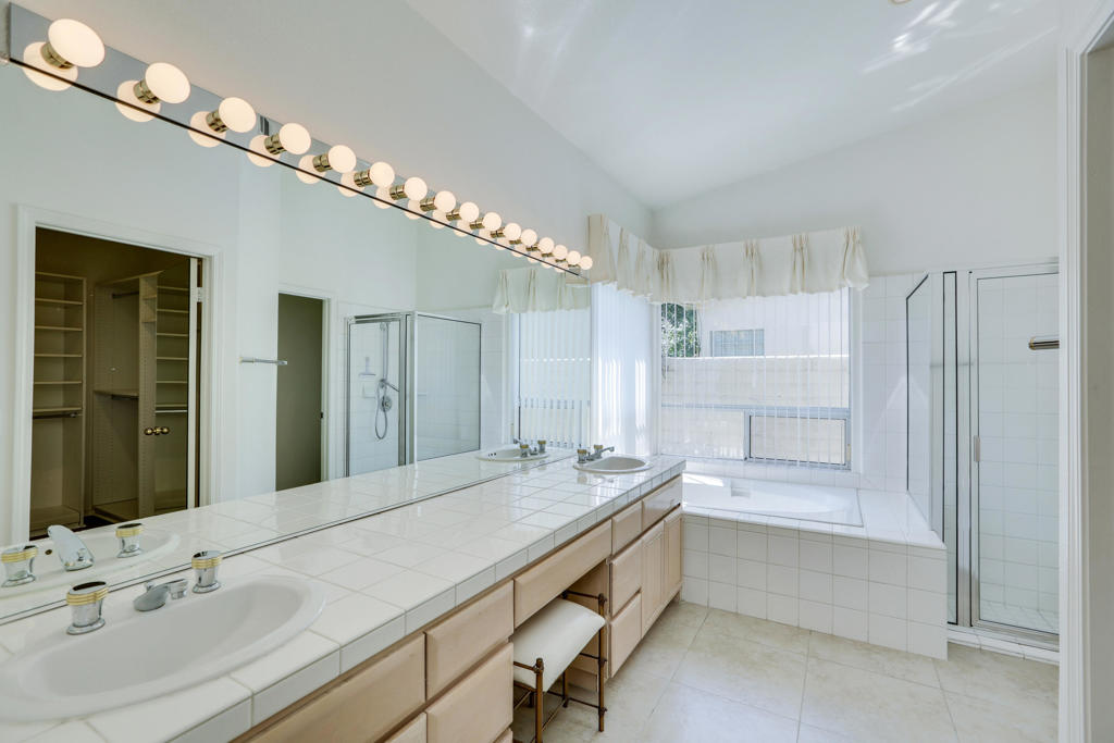 40750 Avenida Arcada