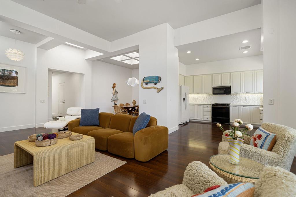 786 Red Arrow Trail