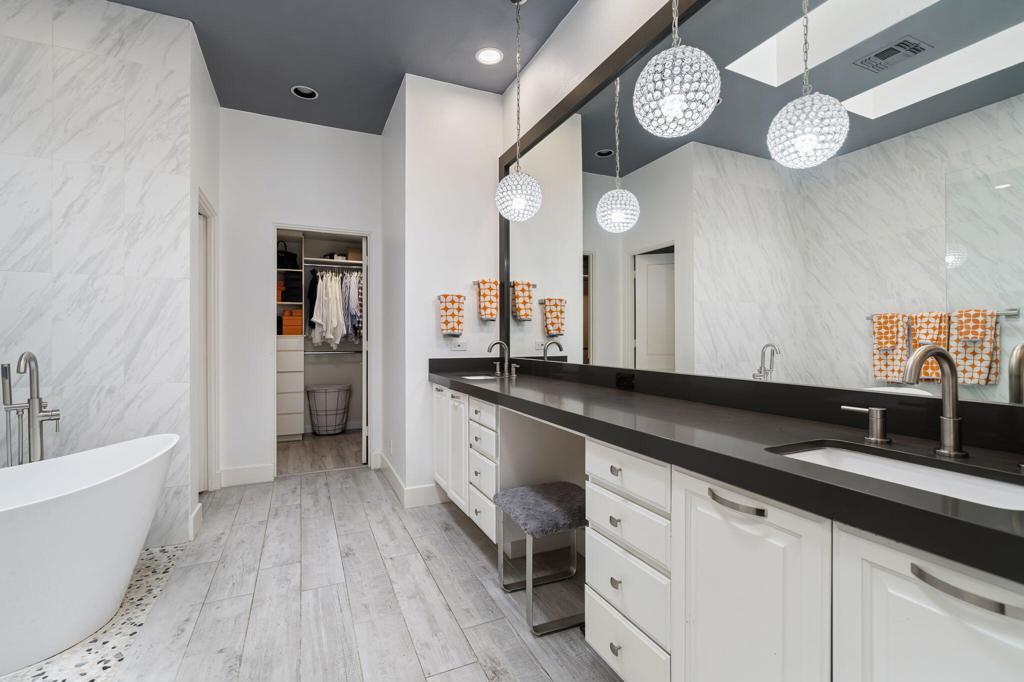 786 Red Arrow Trail
