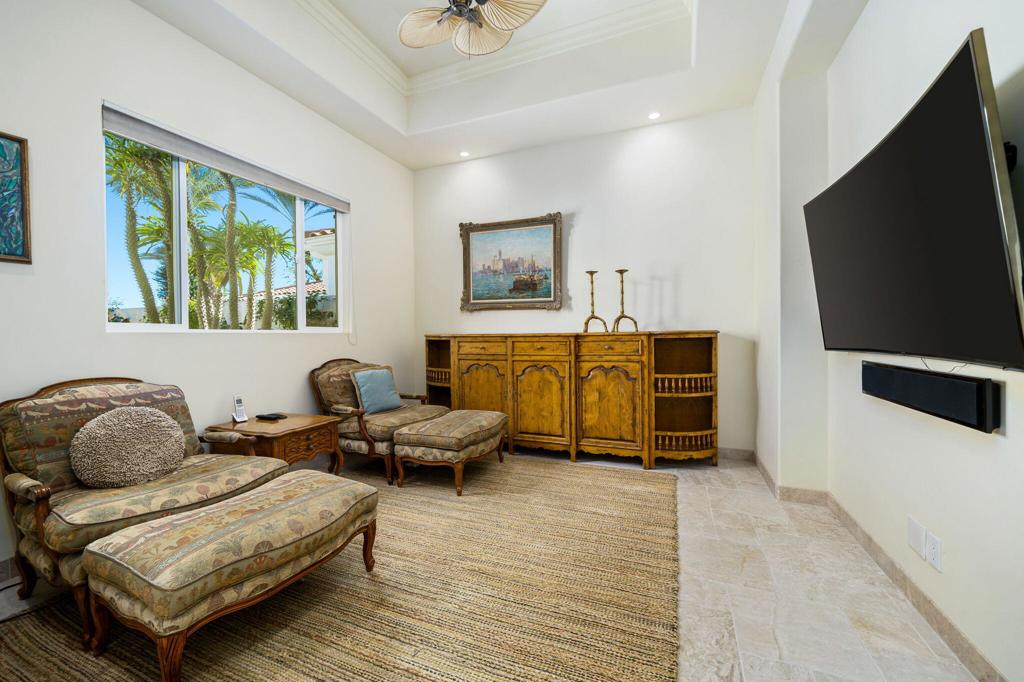 525 Indian Ridge Drive