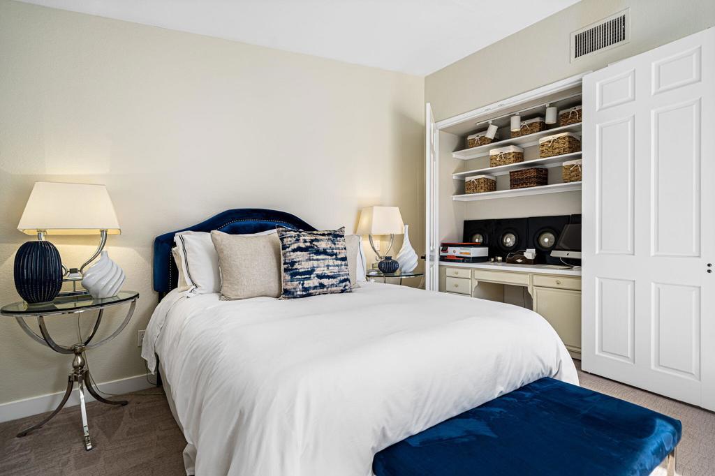 44848 Oro Grande Circle