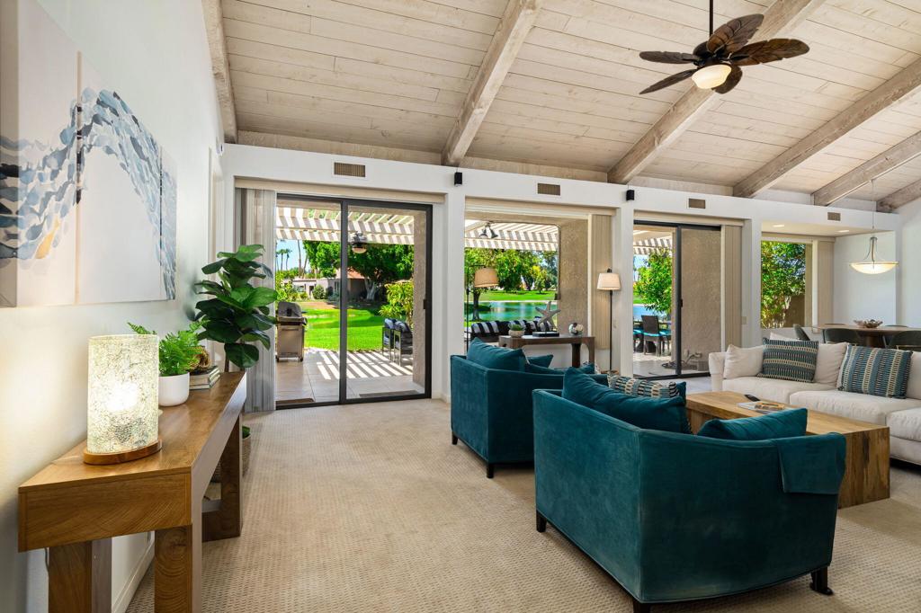 521 Desert West Drive