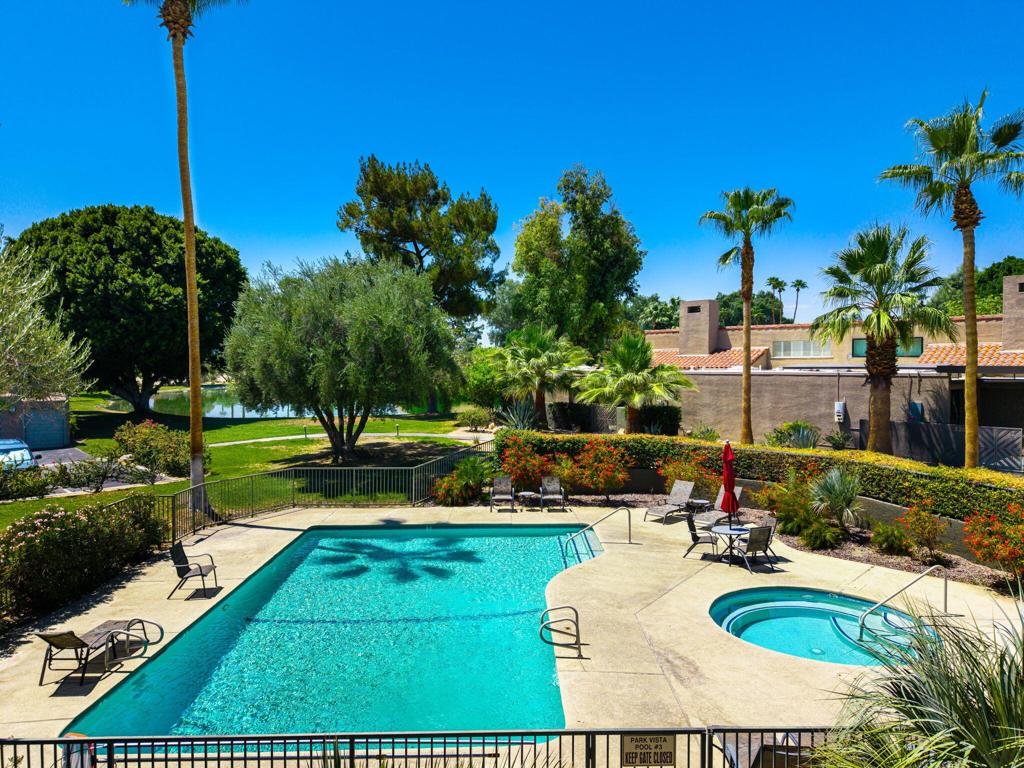 521 Desert West Drive