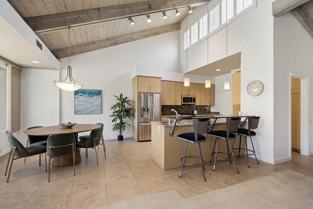 521 Desert West Drive