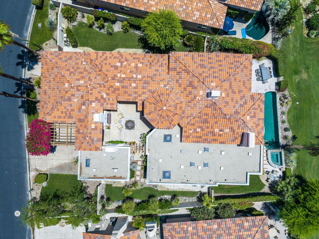 945 Hawk Hill Trail