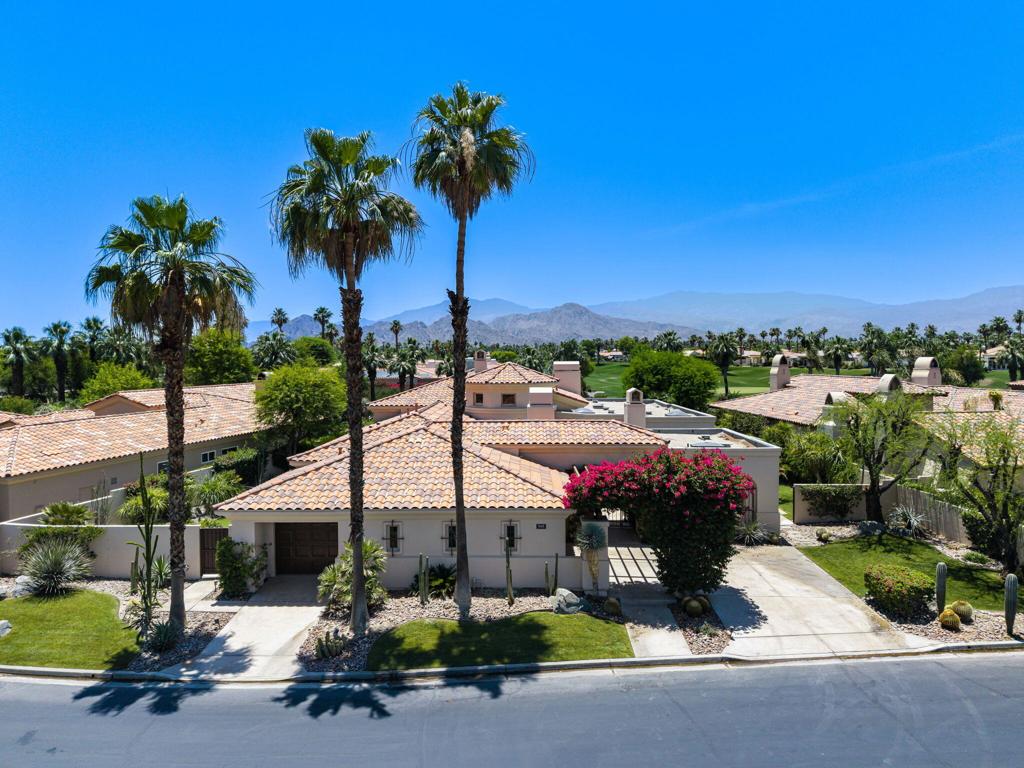 945 Hawk Hill Trail
