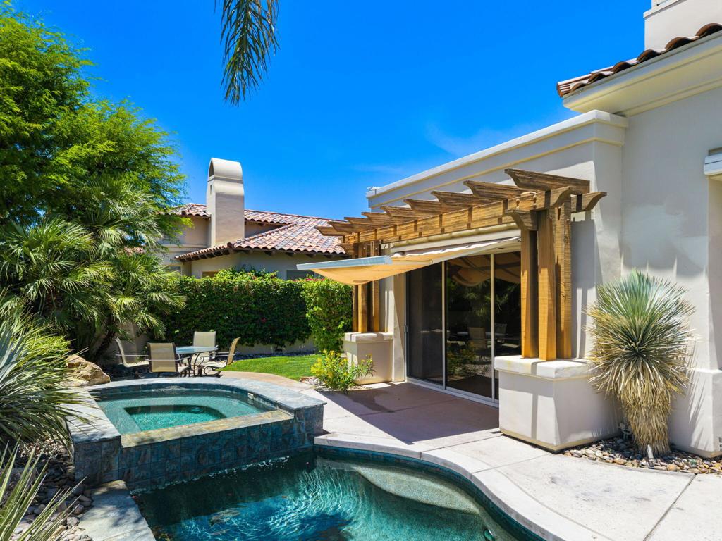 945 Hawk Hill Trail