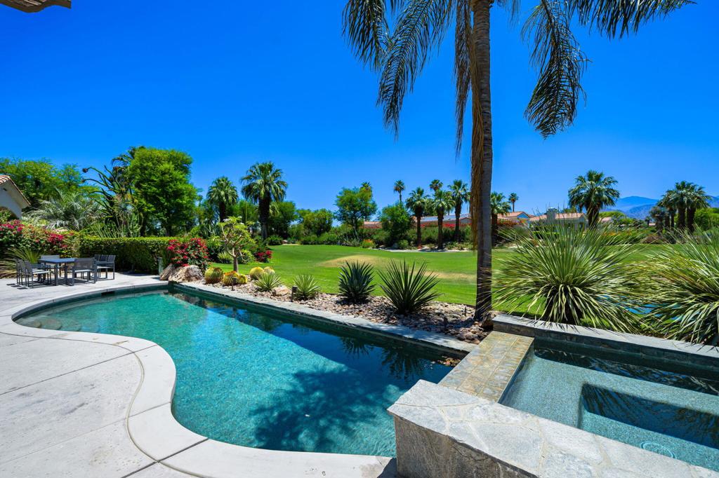 945 Hawk Hill Trail
