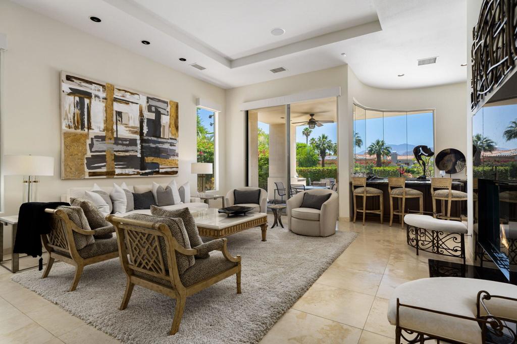945 Hawk Hill Trail