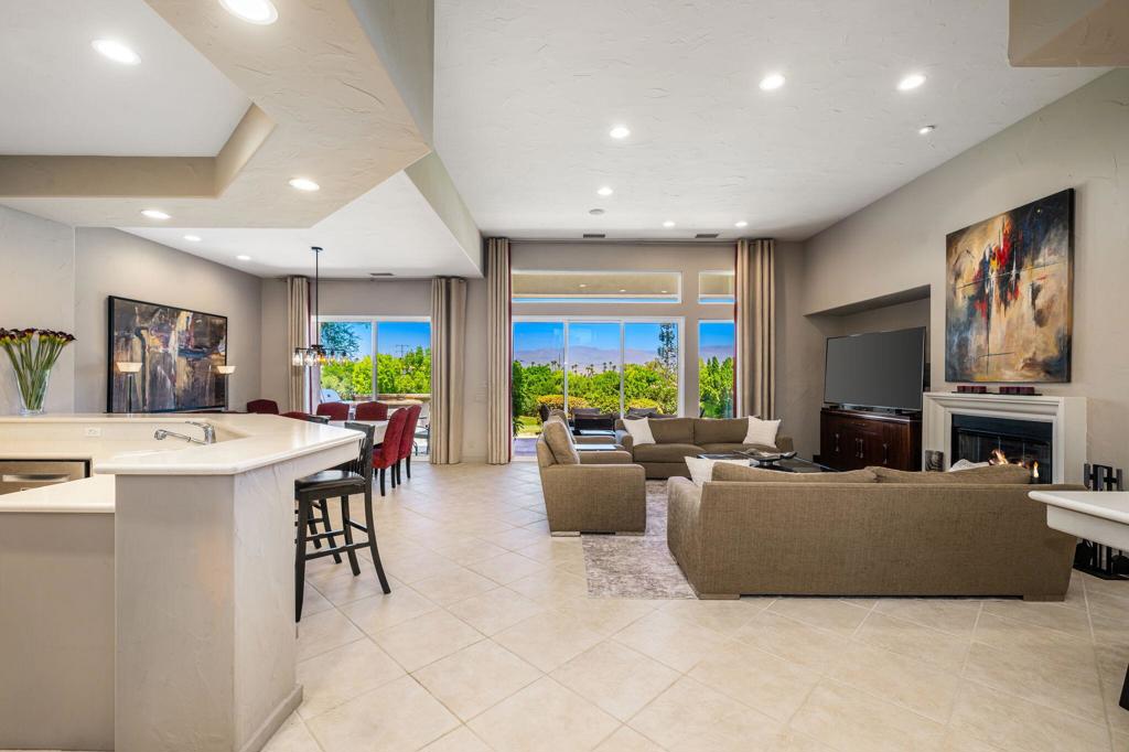 228 White Horse Trail