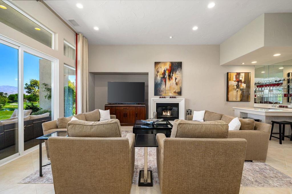 228 White Horse Trail