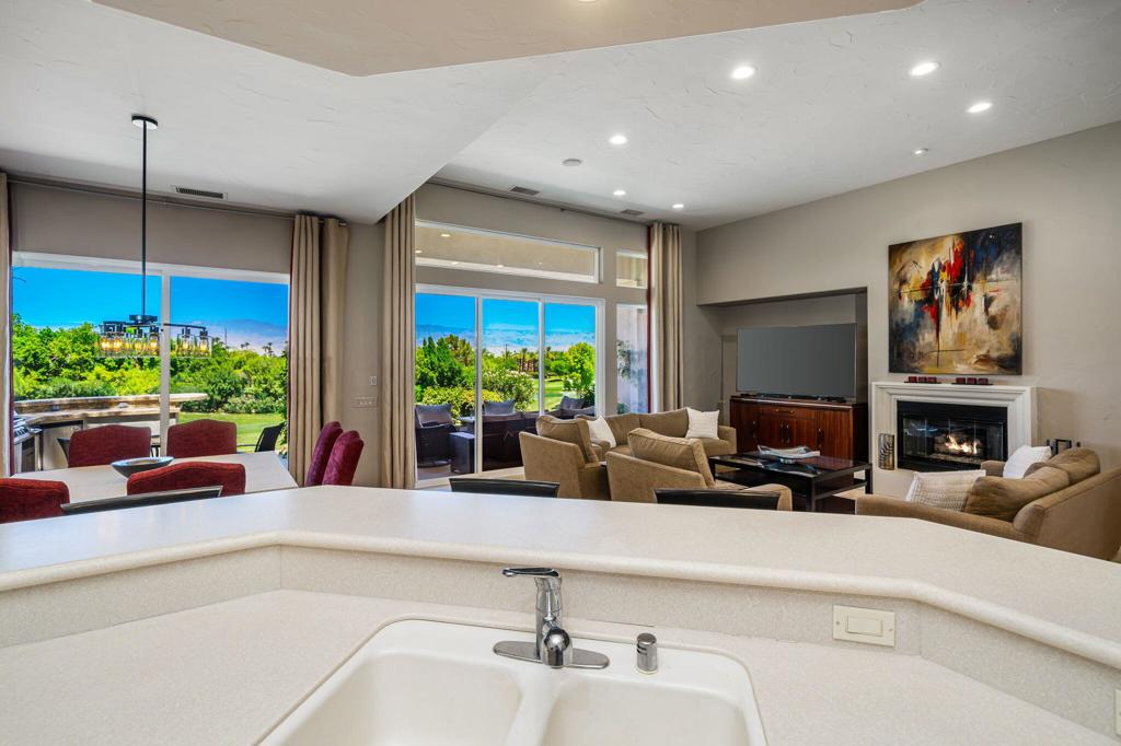 228 White Horse Trail