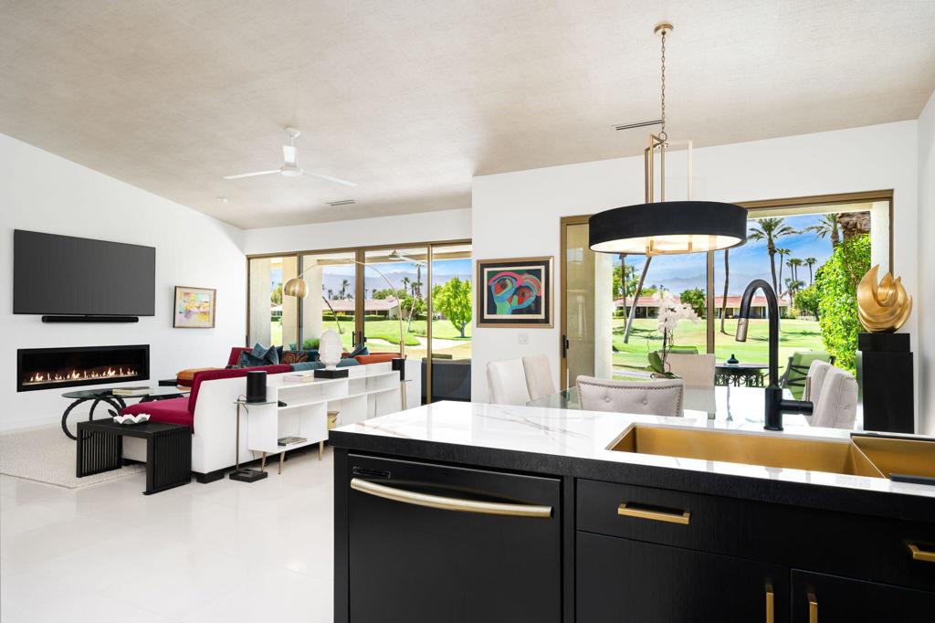 75617 Valle Vista Drive