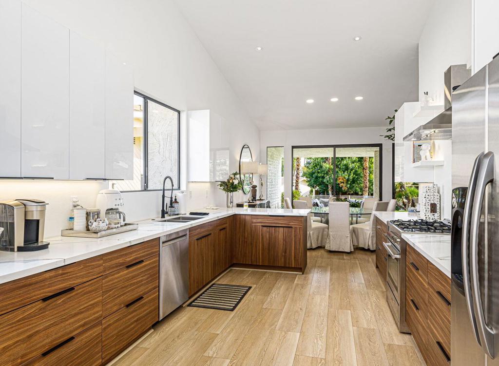 44848 Oro Grande Circle