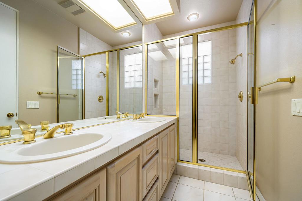 811 Deer Haven Circle