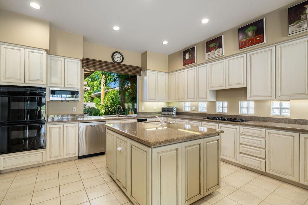 811 Deer Haven Circle