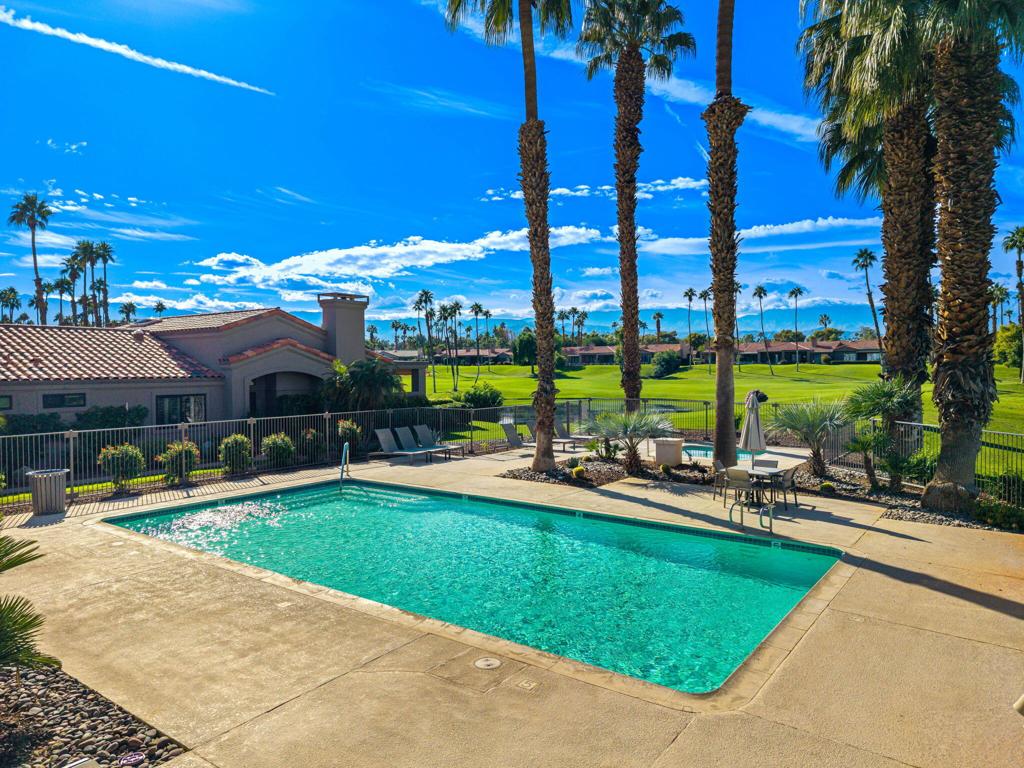 38263 Plumosa Circle