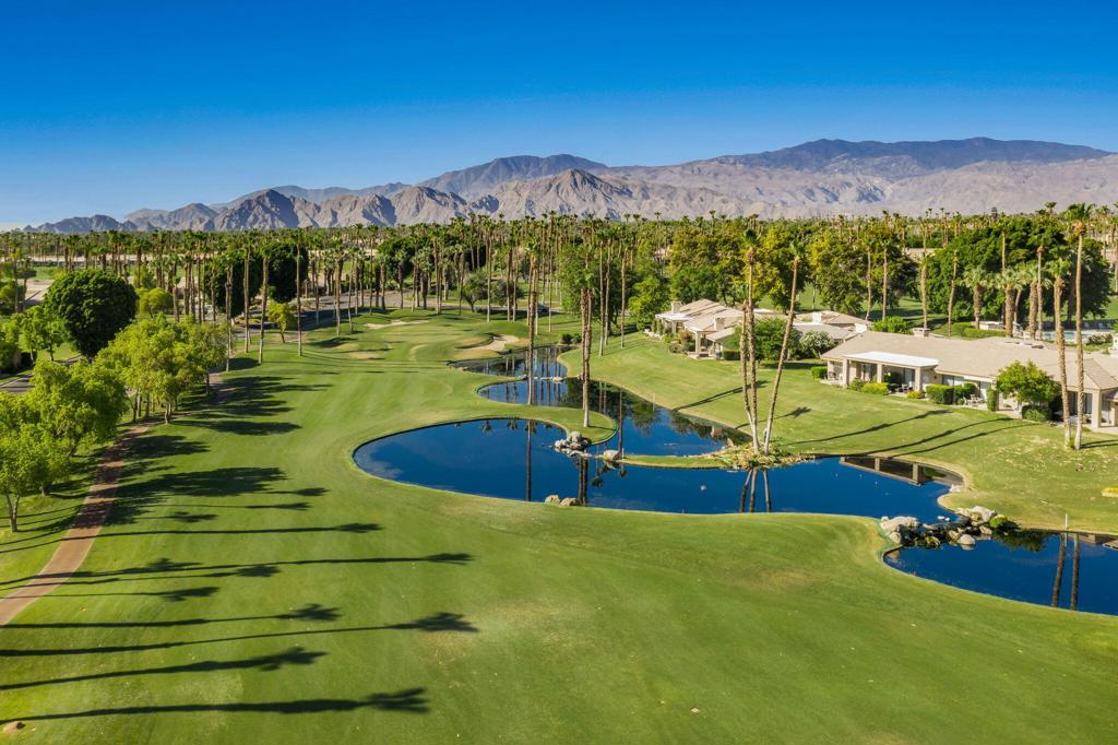 38263 Plumosa Circle