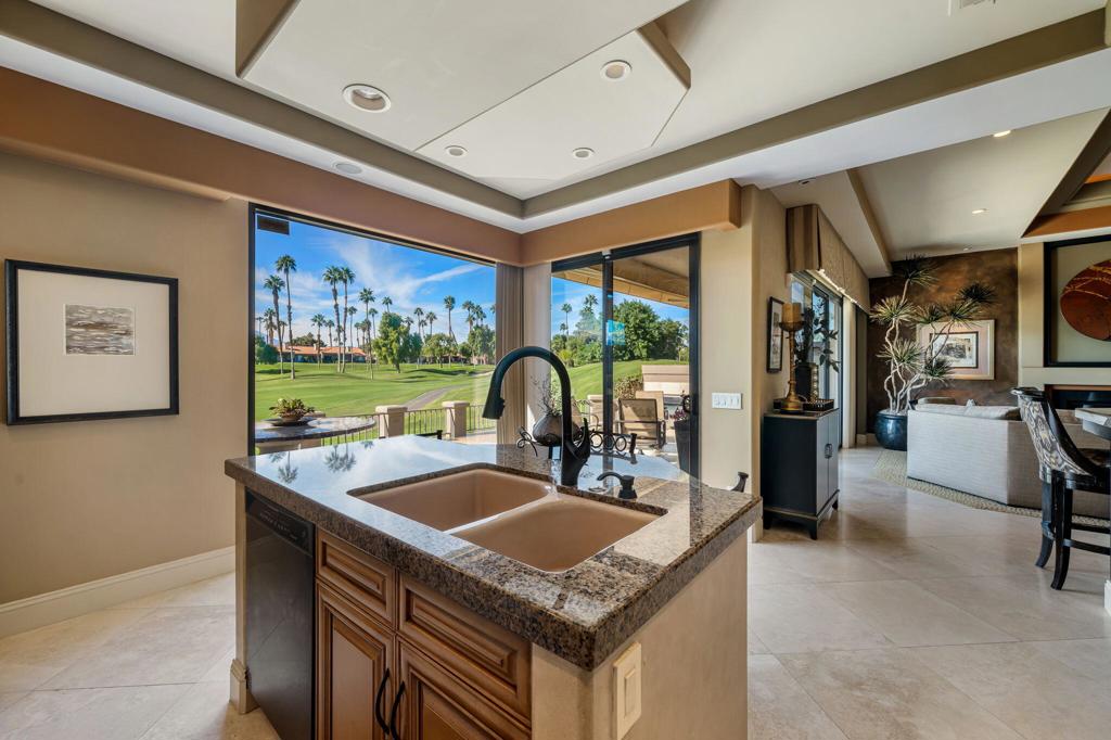 38263 Plumosa Circle