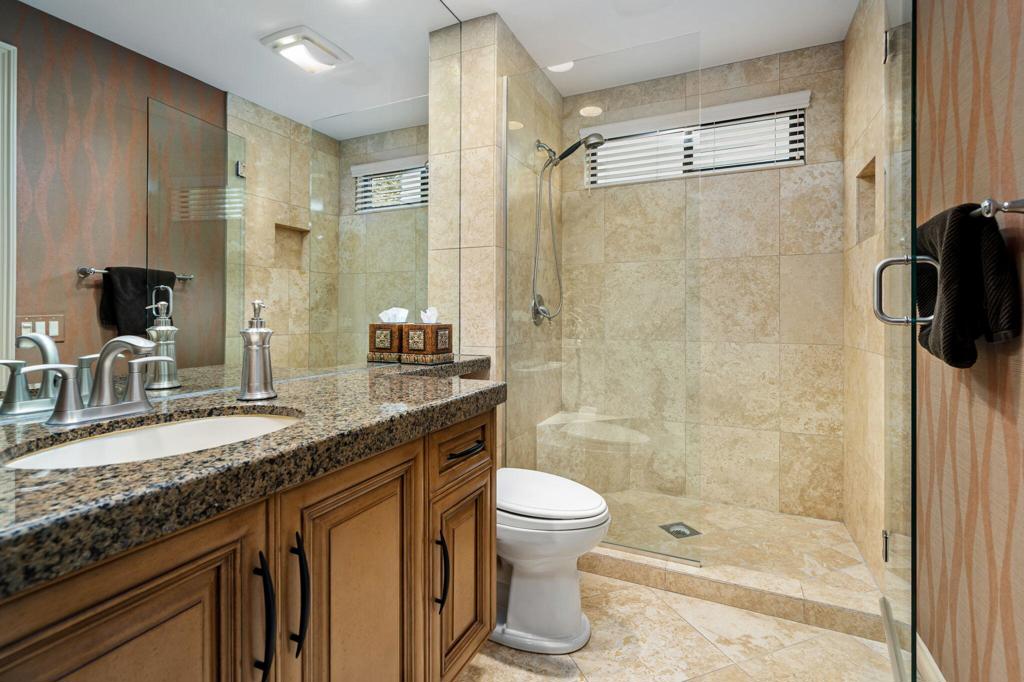 38263 Plumosa Circle