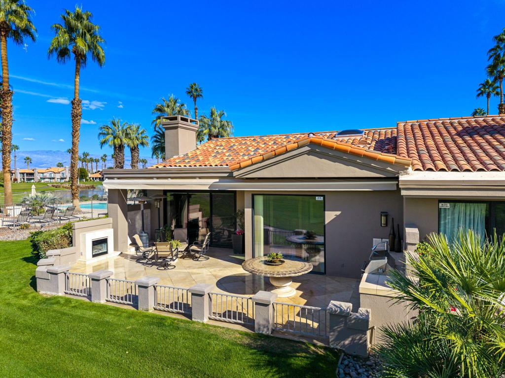 38263 Plumosa Circle