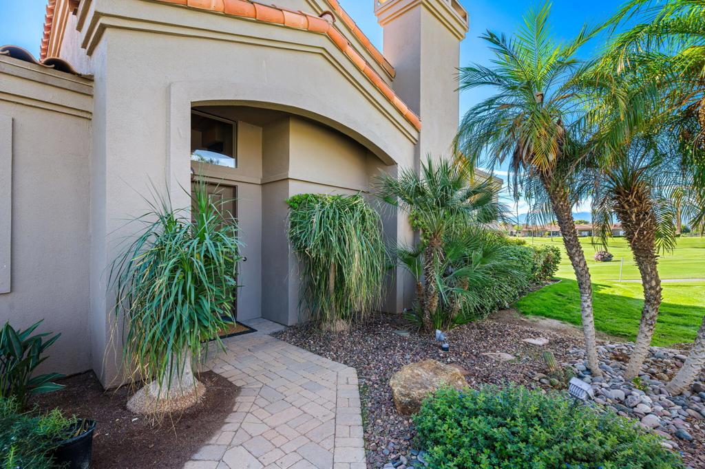 38263 Plumosa Circle