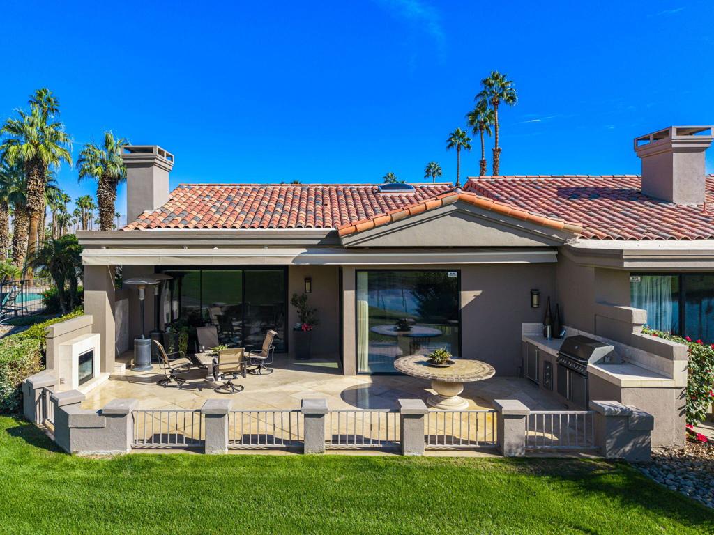 38263 Plumosa Circle