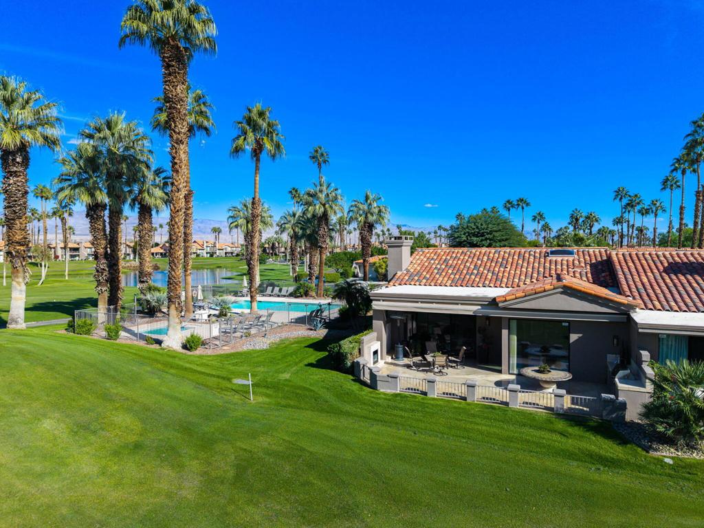 38263 Plumosa Circle