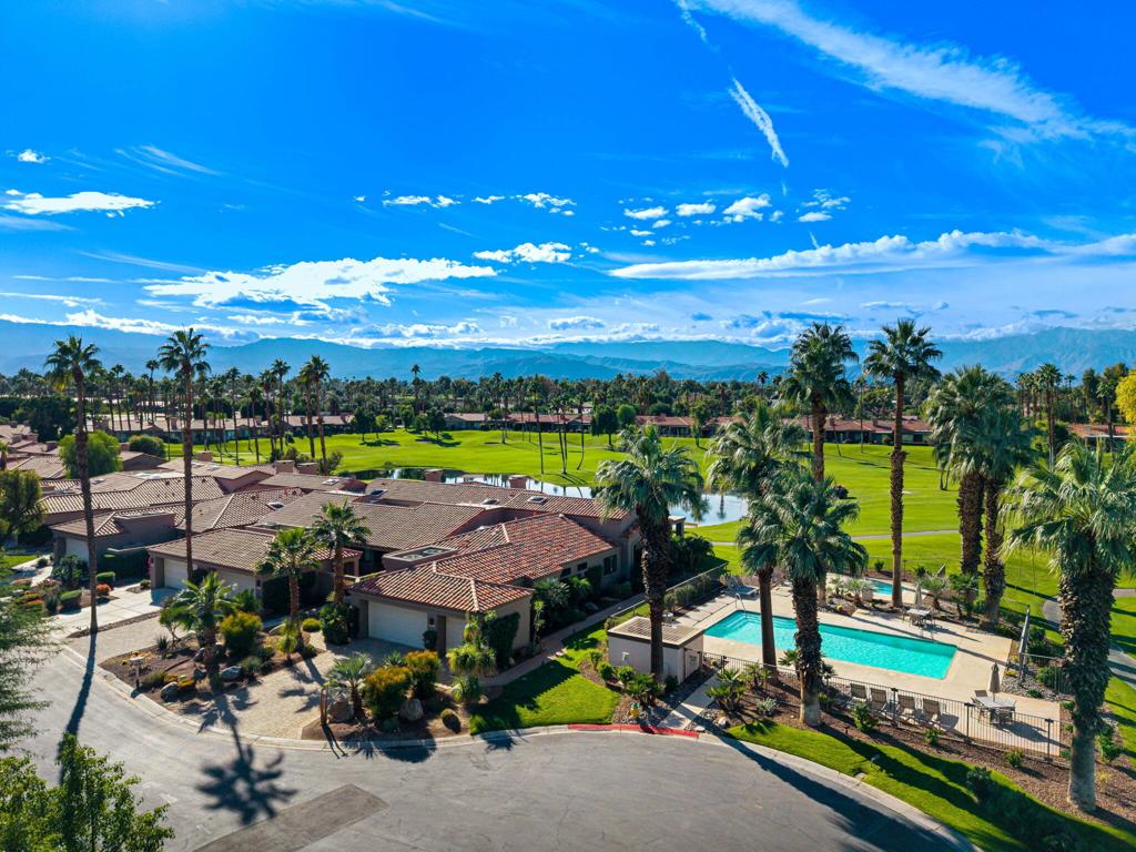 38263 Plumosa Circle