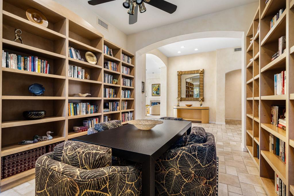 443 Tomahawk Drive
