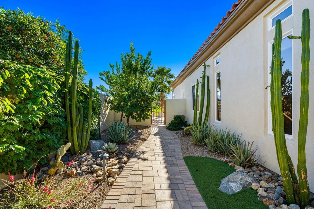 443 Tomahawk Drive
