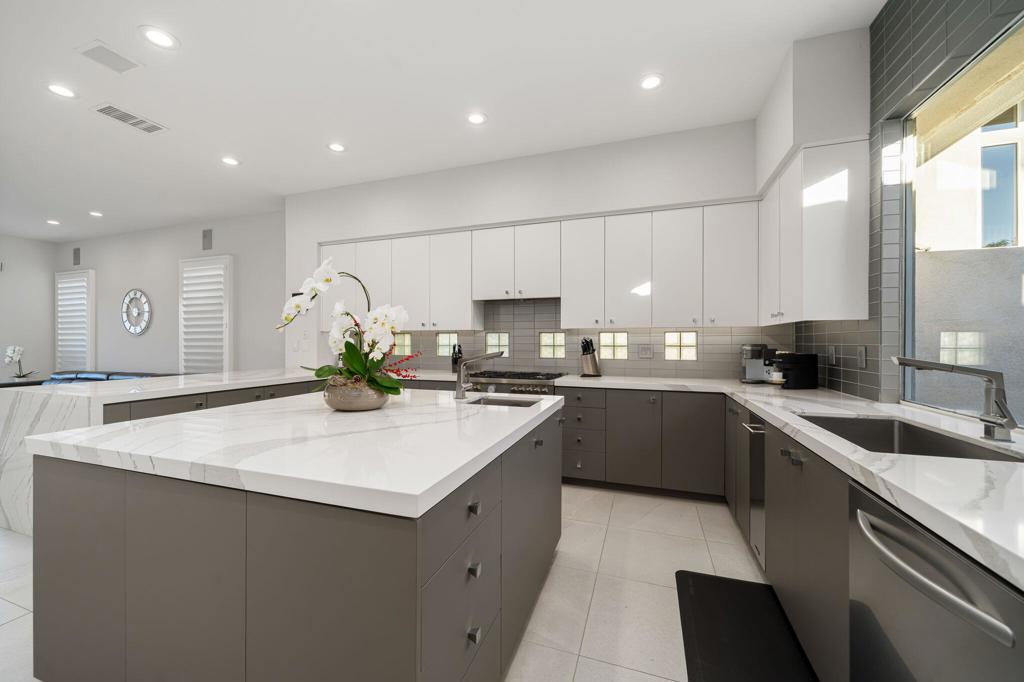 770 Deer Haven Circle