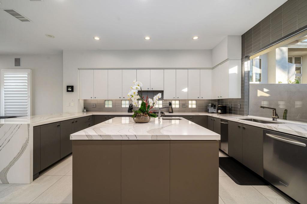 770 Deer Haven Circle