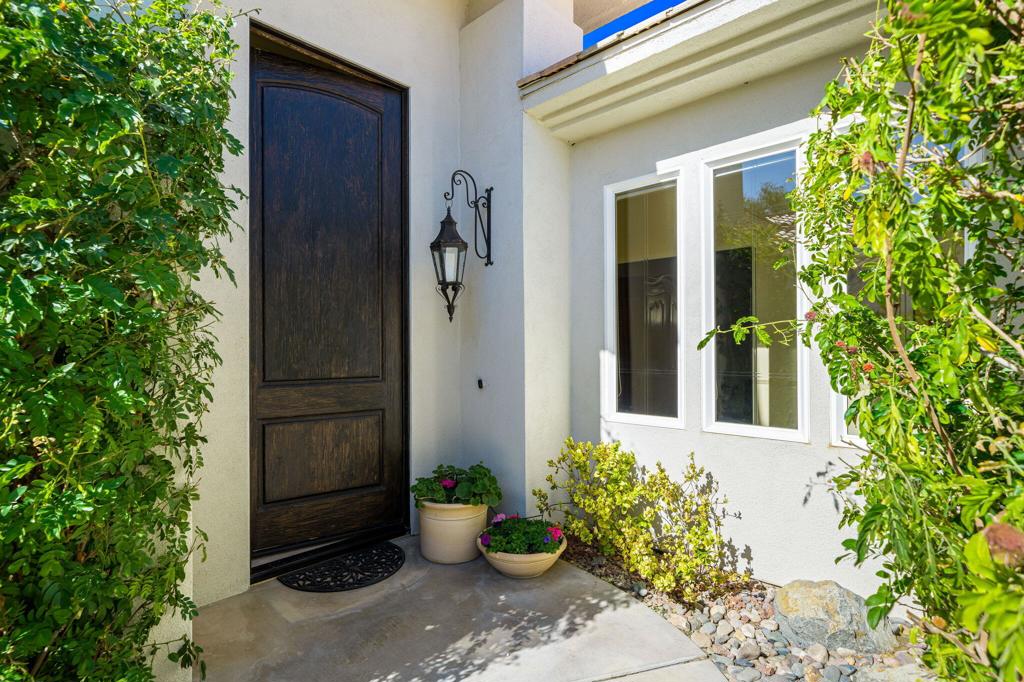 525 Indian Ridge Drive