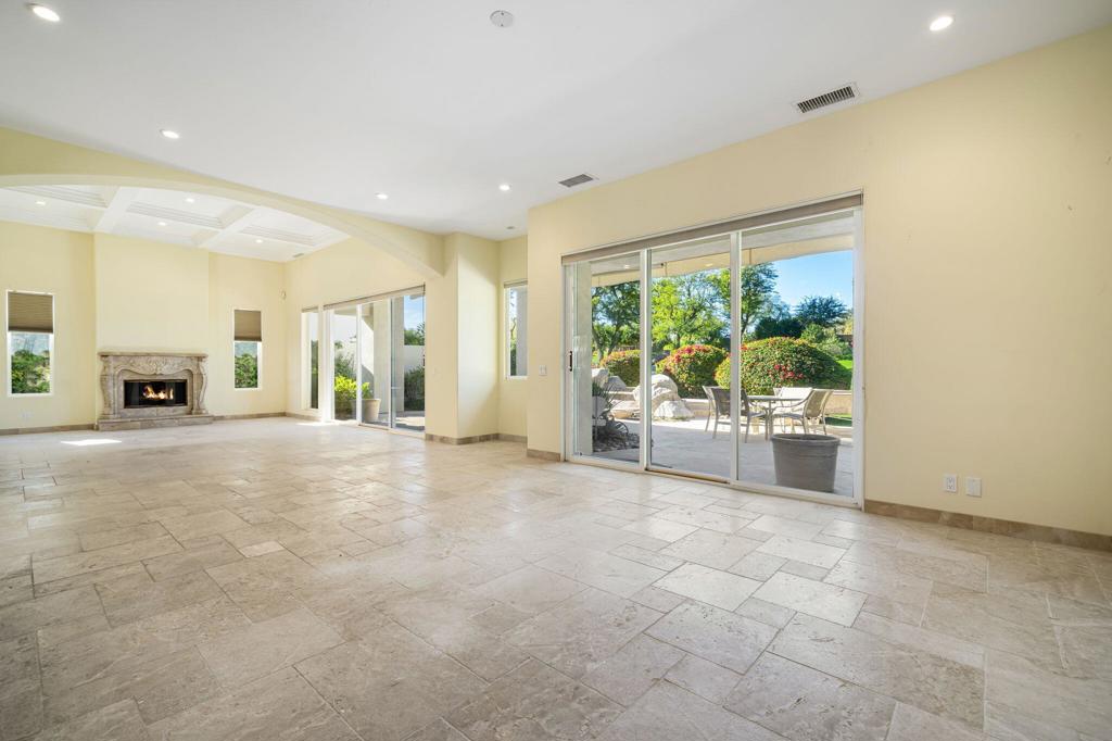 525 Indian Ridge Drive