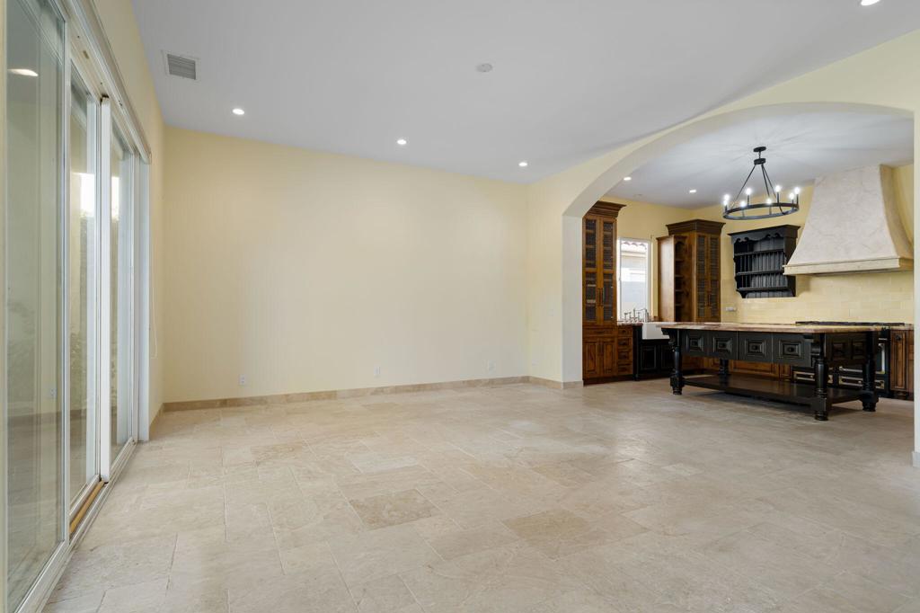 525 Indian Ridge Drive