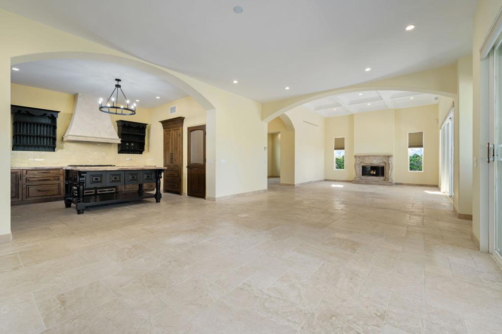 525 Indian Ridge Drive