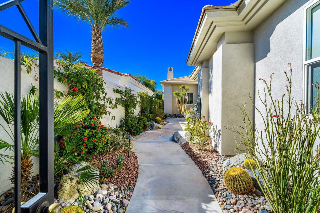 525 Indian Ridge Drive