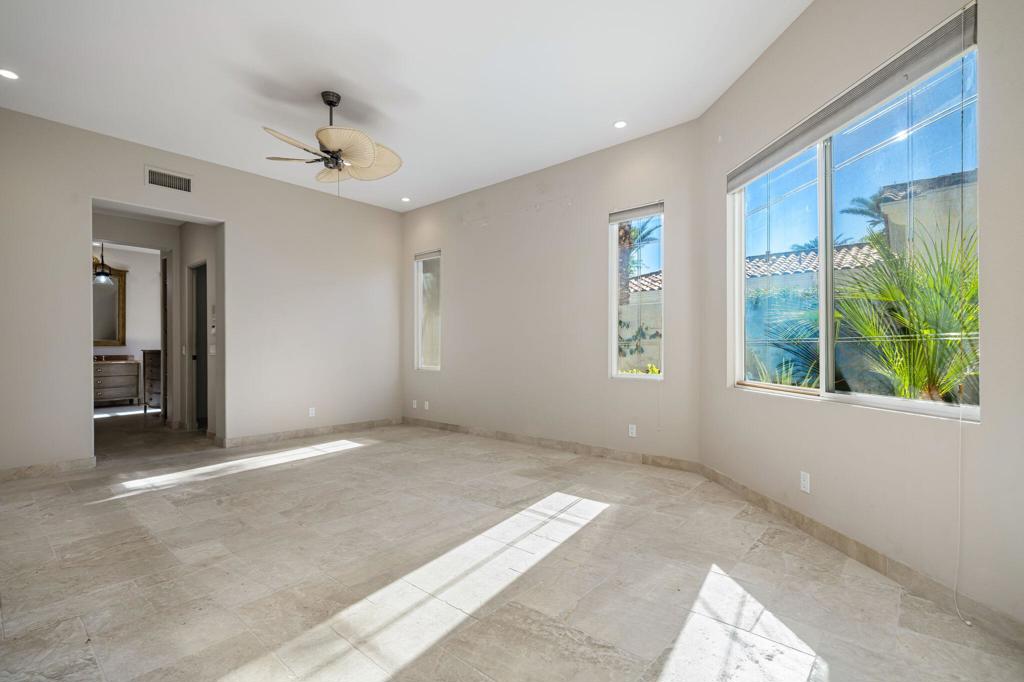 525 Indian Ridge Drive