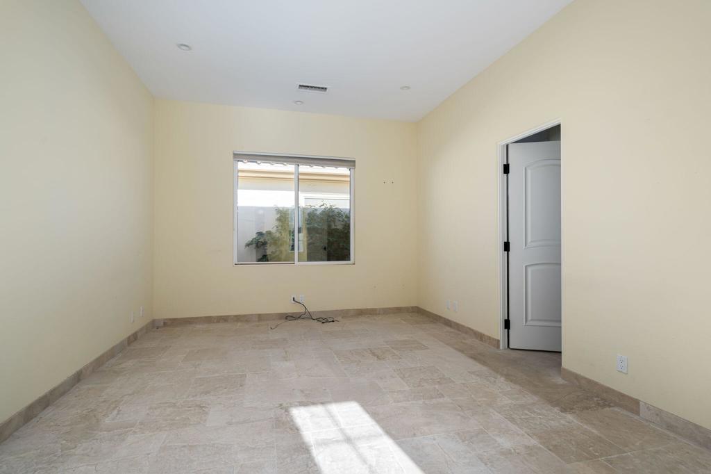 525 Indian Ridge Drive