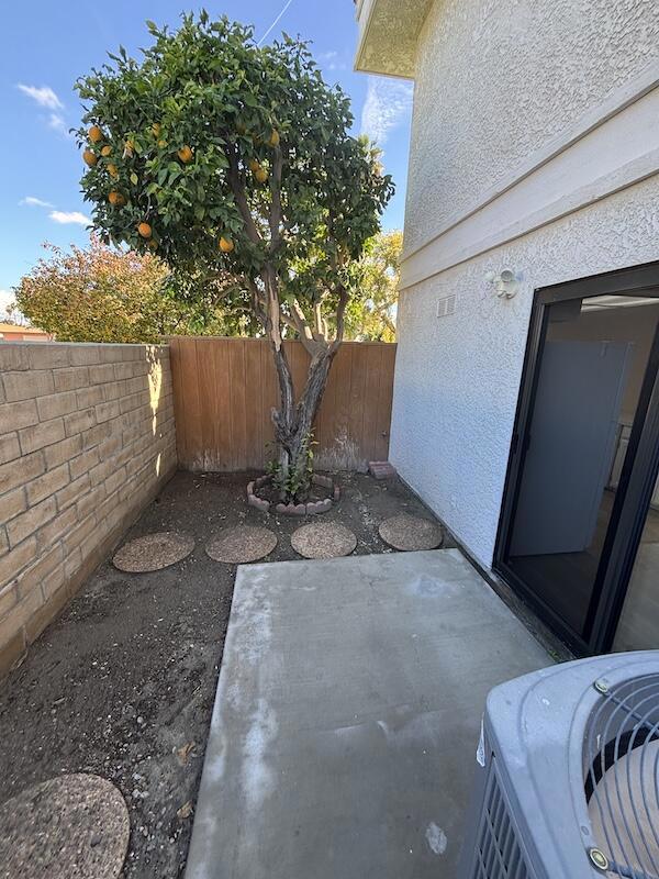 32389 Whispering Palms Trail 1