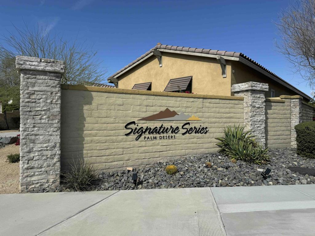 74142 Cosmopolitan Lane