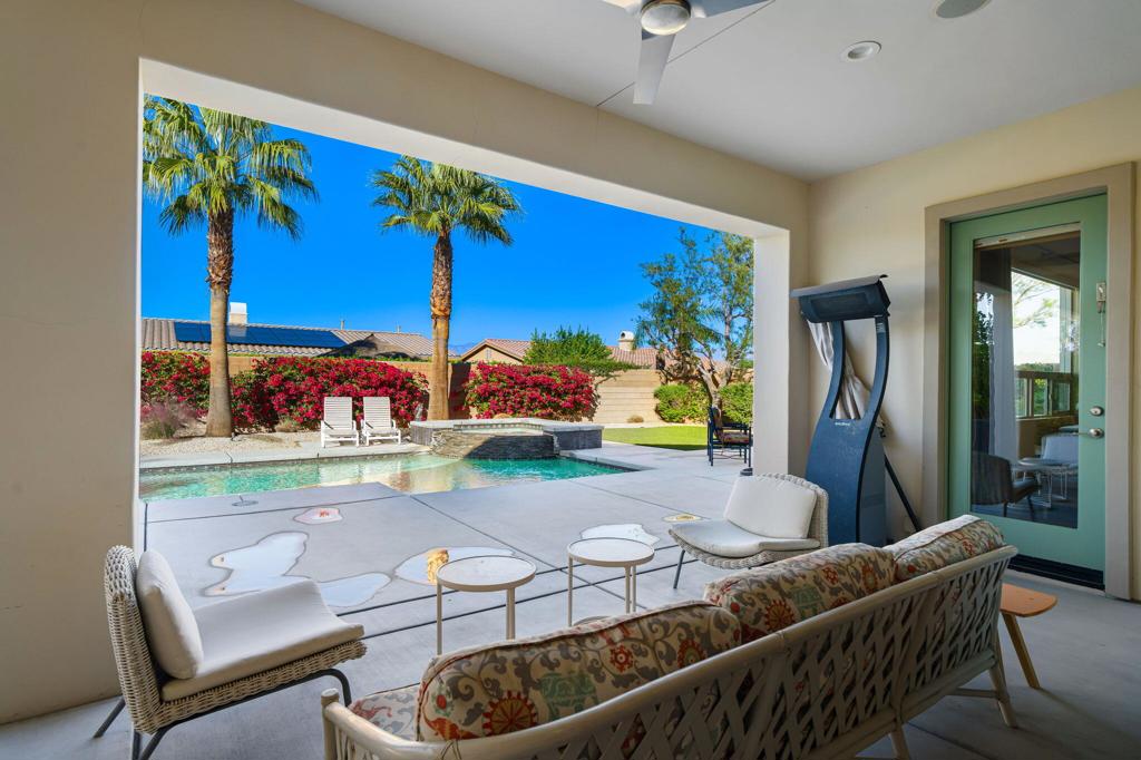 74142 Cosmopolitan Lane