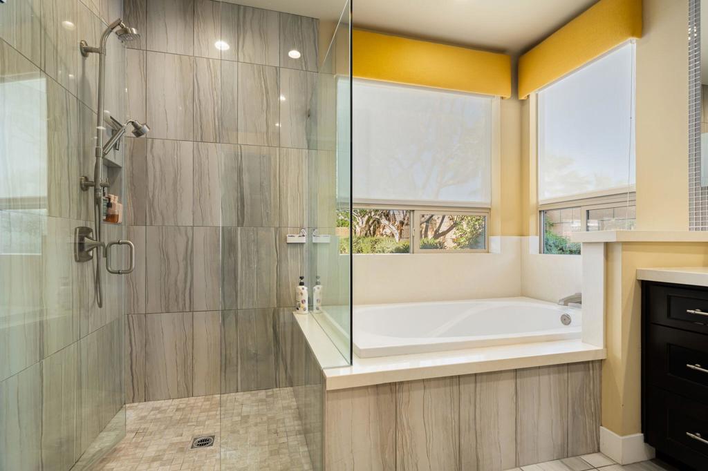 74142 Cosmopolitan Lane